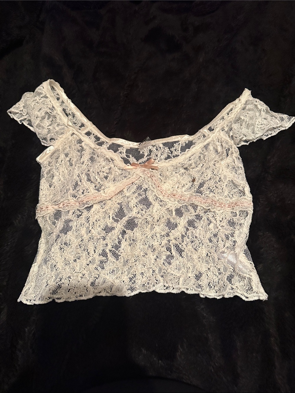 UNIF White Lace Off-Shoulder Crop Top